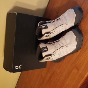 ON brand, Cloudrock Waterproof Hiking Shoes Size 10M, Color Hay/Black